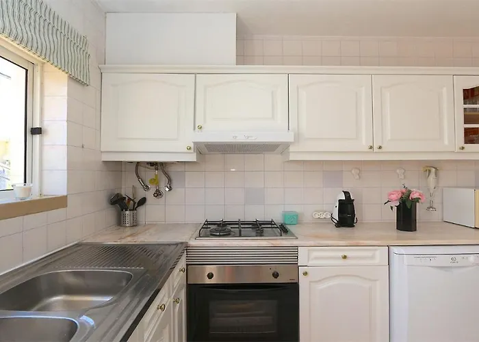 Amelia 156 - Clever Details Villa